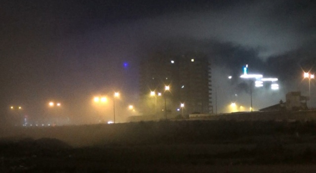Hatay'da yoğun sis aksamalara neden oldu Hatay'da yoğun sis aksamalara neden oldu