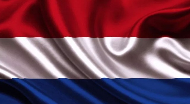 Hollanda'da 'kırmızı yelekliler' eylem yapacak Hollanda'da 'kırmızı yelekliler' eylem yapacak