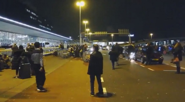 Hollanda’nın Schiphol Havalimanı’nda terör alarmı Hollanda’nın Schiphol Havalimanı’nda terör alarmı