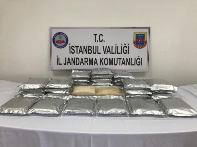 İstanbul'da dev operasyon! 260 ton üreteceklerdi İstanbul'da dev operasyon! 260 ton üreteceklerdi