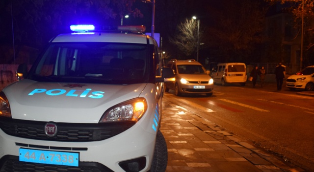 Malatya'da silahlı saldırı: 1 yaralı Malatya'da silahlı saldırı: 1 yaralı
