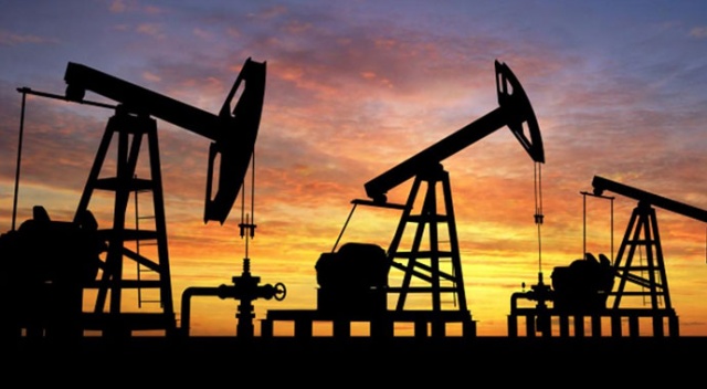 Petrol fiyatları düşüyor, kayıp yüzde 4’ü buldu Petrol fiyatları düşüyor, kayıp yüzde 4’ü buldu