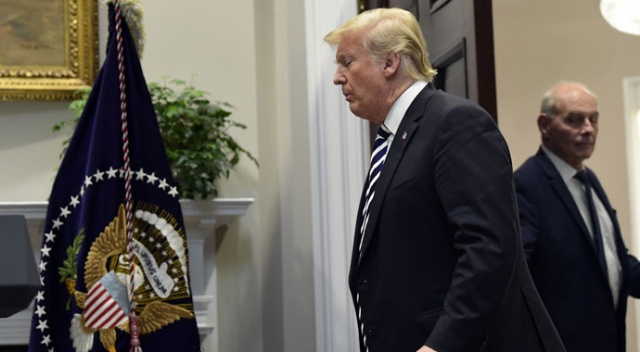 Trump, özel kalem müdürünün görevden ayrılacağını duyurdu Trump, özel kalem müdürünün görevden ayrılacağını duyurdu