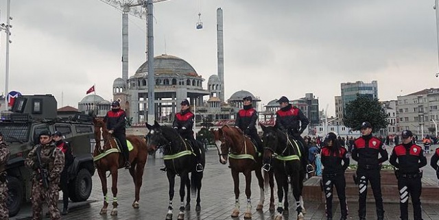 Yılbaşında 400 bine yakın güvenlik personeli hizmet verecek Yılbaşında 400 bine yakın güvenlik personeli hizmet verecek