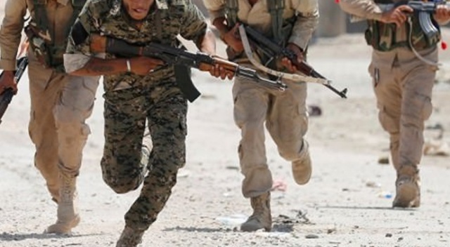 YPG masaya oturdu: Petrolü verelim, bizi kurtarın YPG masaya oturdu: Petrolü verelim, bizi kurtarın
