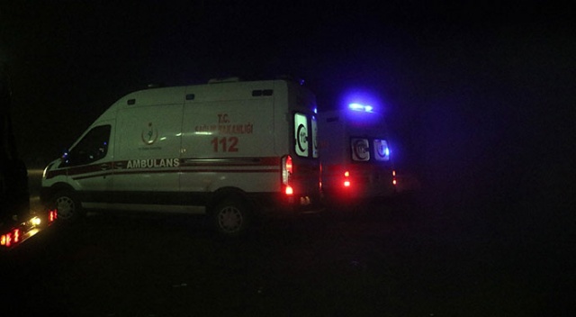 200 metreden şarampole uçtu: 2 yaralı 200 metreden şarampole uçtu: 2 yaralı