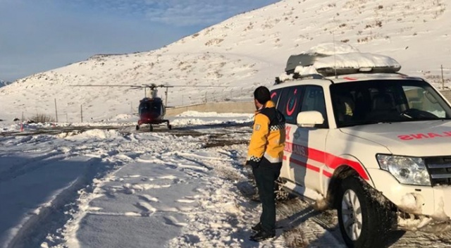 73 yaşındaki hasta ambulans helikopterle kurtarıldı 73 yaşındaki hasta ambulans helikopterle kurtarıldı