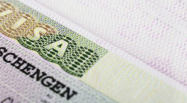 AB vize ücretlerini 80 euro yapacak