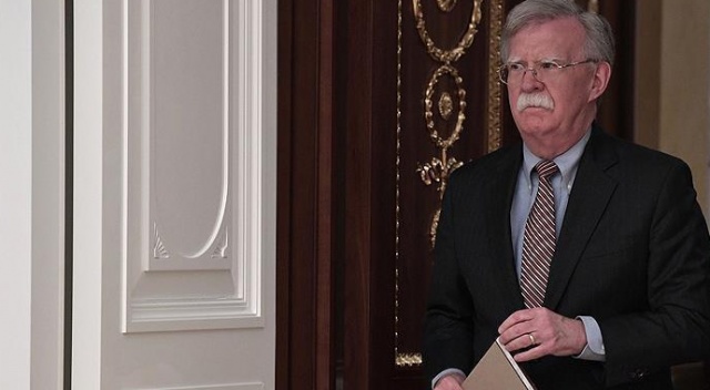 Bolton&#039;dan &#039;Maduro ile iş yapmayın&#039; açıklaması