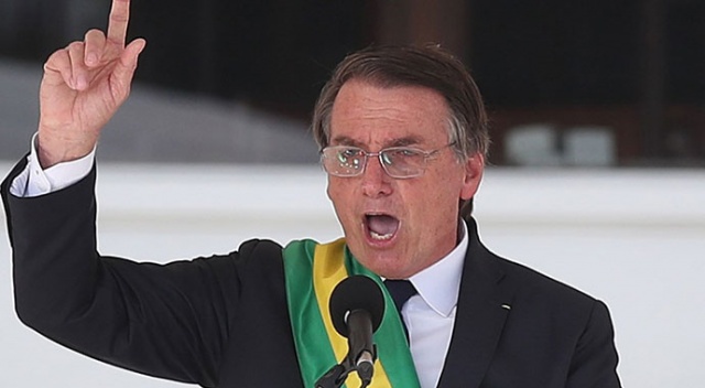 Brezilya’nın yeni Devlet Başkanı Bolsonaro yemin etti Brezilya’nın yeni Devlet Başkanı Bolsonaro yemin etti