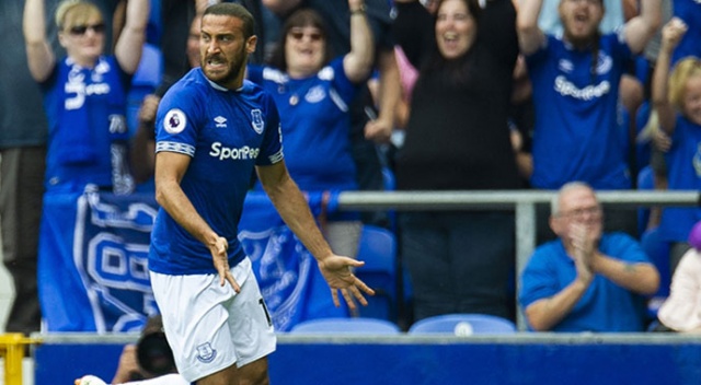 Cenk Tosun'un ayrılığına yeşil ışık