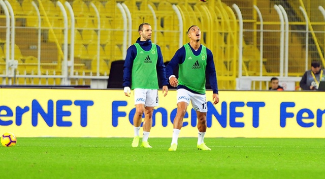 Fenerbahçeli futbolculara tepki Fenerbahçeli futbolculara tepki