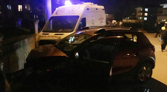 Hasta sevki yapan ambulans kaza yaptı: 2 yaralı
