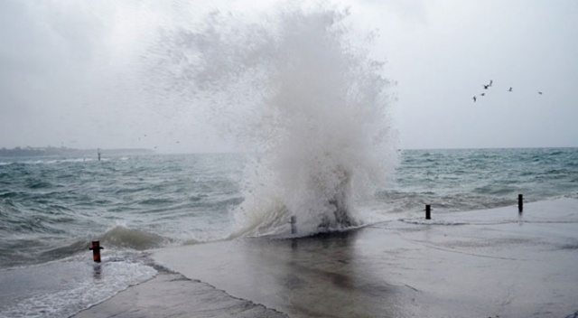 Meteoroloji&#039;den Antalya&#039;ya fırtına ve yağış uyarısı