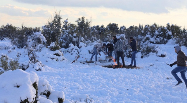 Muğla&#039;da kar yağışı sevindirdi