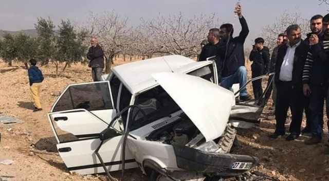 Otomobiller çarpıştı: 11 yaralı