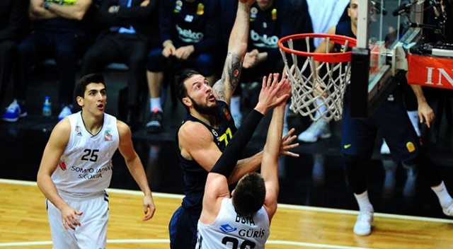 Potada derbinin galibi Fenerbahçe Potada derbinin galibi Fenerbahçe
