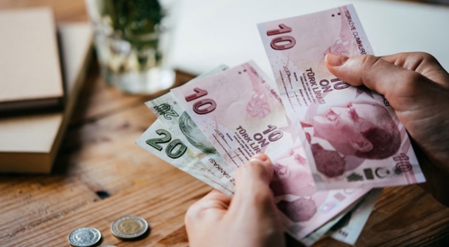 Resmi Gazete&#039;de yayımlandı! Gelir vergisi kesintisi iade edilecek