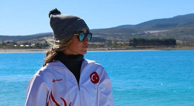 Şahika Ercümen Antarktika'da dalış yapacak Şahika Ercümen Antarktika'da dalış yapacak