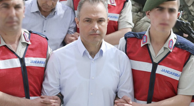 Savcıya darbe gecesini ayrıntılarıyla anlattı, mahkemede çark etti Savcıya darbe gecesini ayrıntılarıyla anlattı, mahkemede çark etti