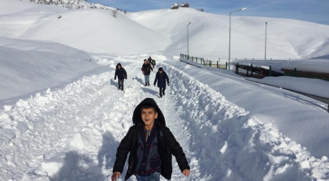 Sincik’te eğitime kar engeli Sincik’te eğitime kar engeli