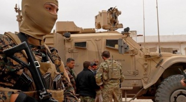 Suriye Ordusu'ndan '400 YPG'li terörist Münbiç’i terk etti' iddiası Suriye Ordusu'ndan '400 YPG'li terörist Münbiç’i terk etti' iddiası