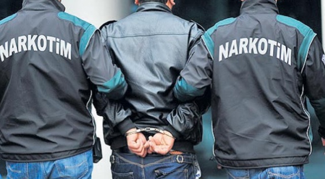 Tekirdağ'da uyuşturucu operasyonu: 3 gözaltı Tekirdağ'da uyuşturucu operasyonu: 3 gözaltı