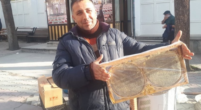 25 senedir bal ve pekmez üretiyor