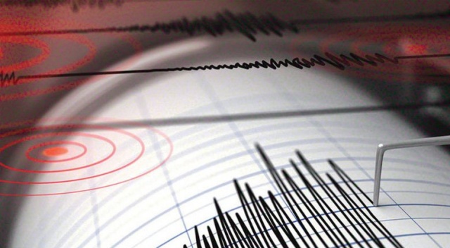 Antalya&#039;da 4.2 büyüklüğünde deprem