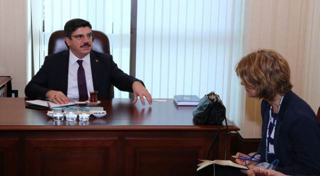 BM Raportörü Callamard, Yasin Aktay ile görüştü BM Raportörü Callamard, Yasin Aktay ile görüştü