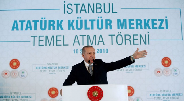 İstanbul&#039;da tarihî gün! AKM&#039;nin temeli atıldı