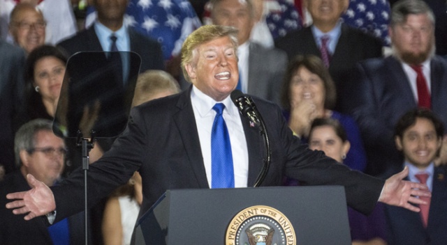 Donald Trump: Maduro vatansever değil, Küba’nın kuklası Donald Trump: Maduro vatansever değil, Küba’nın kuklası