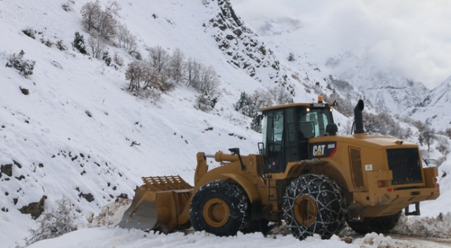 Erzincan'da 101 köy yolu ulaşıma kapandı