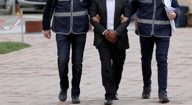 FETÖ'nün 'A5' kodu ile fişlediği emekli baş komisere 7.5 yıl hapis FETÖ'nün 'A5' kodu ile fişlediği emekli baş komisere 7.5 yıl hapis
