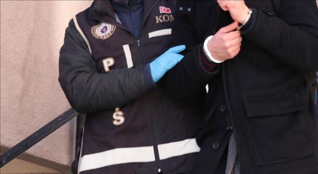 FETÖ'nün hücre evinde 3 zanlı yakalandı FETÖ'nün hücre evinde 3 zanlı yakalandı