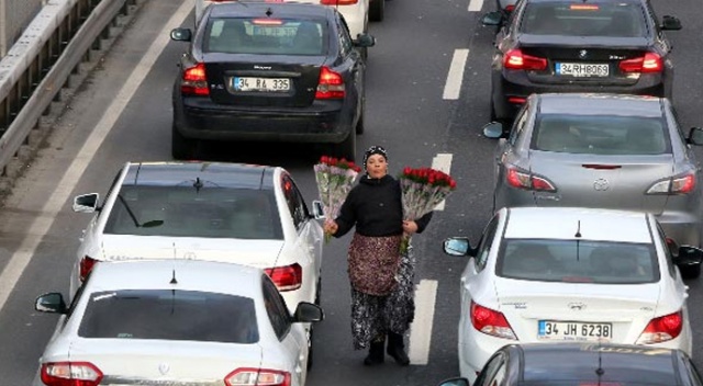 Fotoğraflar bugün çekildi! D-100'e akın ettiler