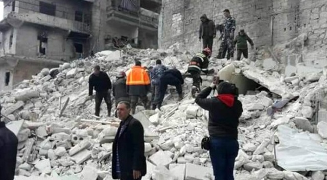 Halep’te çöken binada ölü sayısı 11'e yükseldi Halep’te çöken binada ölü sayısı 11'e yükseldi