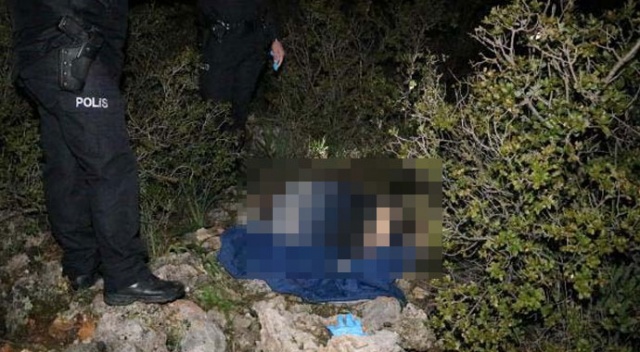 Hayatını kaybeden evsizin cebinden 2 lira 10 kuruş çıktı Hayatını kaybeden evsizin cebinden 2 lira 10 kuruş çıktı