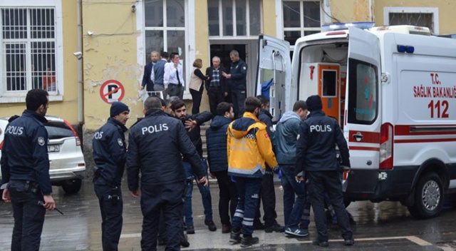 İki kardeş adliyede tahrayla dehşet saçtı