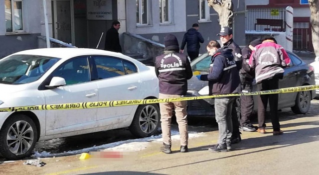 İlköğretim öğrencilerinin bıçaklı kavgası ölümle bitti İlköğretim öğrencilerinin bıçaklı kavgası ölümle bitti