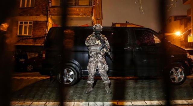 İstanbul'daki PKK/KCK operasyonunda 8 terörist yakalandı İstanbul'daki PKK/KCK operasyonunda 8 terörist yakalandı