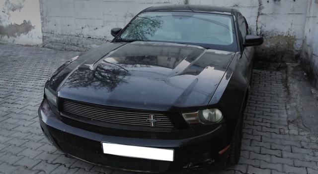 Jandarma 250 bin lira değerinde otomobil ele geçirdi Jandarma 250 bin lira değerinde otomobil ele geçirdi