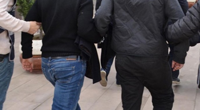 Kamuoyunda ‘Arap Emrah’ olarak bilinen suç örgütü lideri Emrah S. yakalandı Kamuoyunda ‘Arap Emrah’ olarak bilinen suç örgütü lideri Emrah S. yakalandı