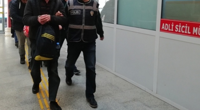 Kocaeli'de 16 FETÖ/PDY şüphelisi adliyede sevk edildi Kocaeli'de 16 FETÖ/PDY şüphelisi adliyede sevk edildi