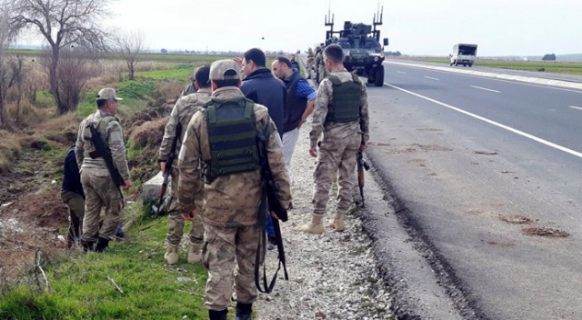 Mardin'de pet şişeye gizlenmiş bomba düzeneği bulundu Mardin'de pet şişeye gizlenmiş bomba düzeneği bulundu