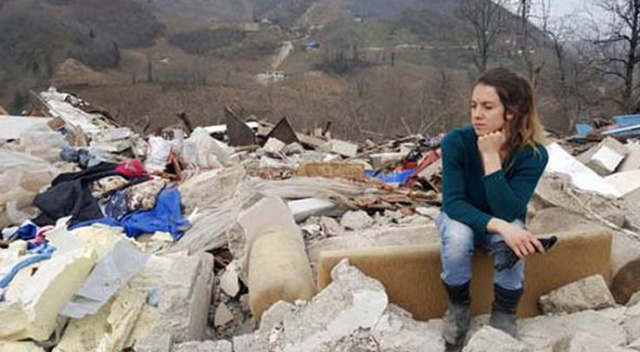 Miras anlaşmazlığı nedeniyle evi yıkılan aileye kaymakamlık sahip çıktı Miras anlaşmazlığı nedeniyle evi yıkılan aileye kaymakamlık sahip çıktı