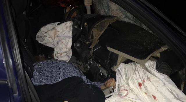 Nevşehir'de otomobil tıra çarptı: 2 ölü