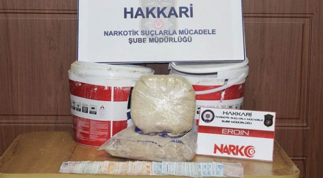 Peynir kovalarında 5 kilo eroin ele geçirildi Peynir kovalarında 5 kilo eroin ele geçirildi