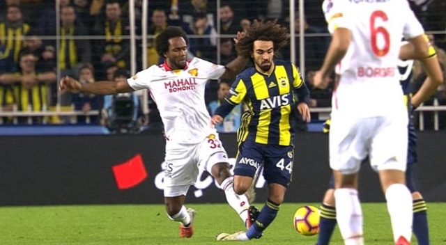 Rıdvan Dilmen, Göztepeli Jerome'u tek kelimeyle eleştirdi Rıdvan Dilmen, Göztepeli Jerome'u tek kelimeyle eleştirdi