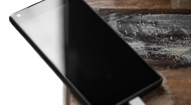 Ruanda akıllı telefon fabrikası kuracak